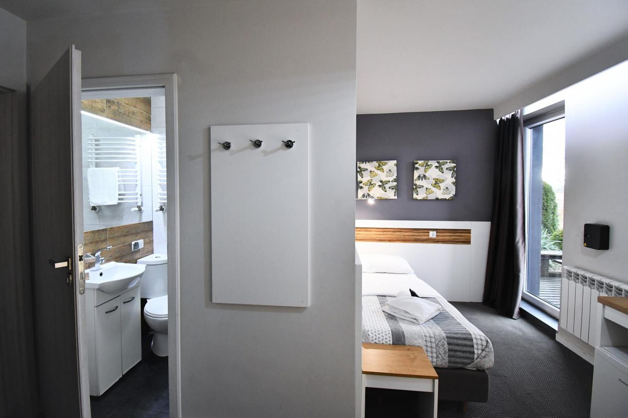 Sleepinn Gdansk Airport Room photo